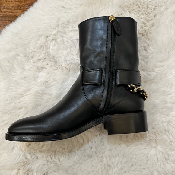 BNIB Chanel Black Chain Ankle Boots, Size 6 - Picture 4 of 6
